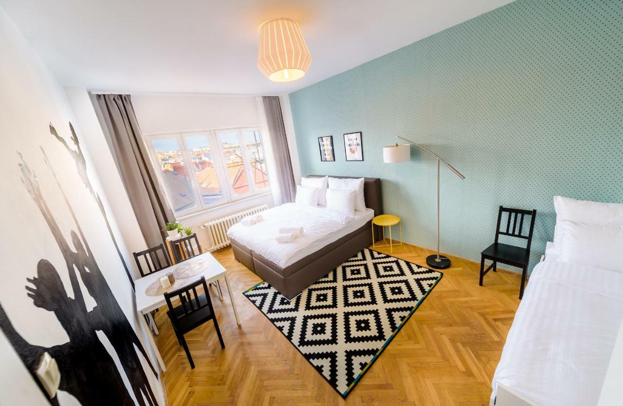 Michal&Michael'S Central Apartments Praha Bagian luar foto
