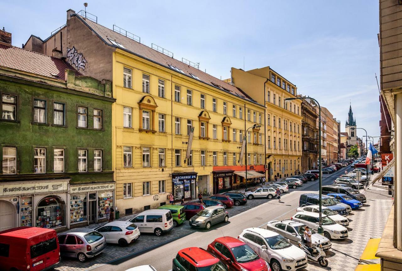 Michal&Michael'S Central Apartments Praha Bagian luar foto