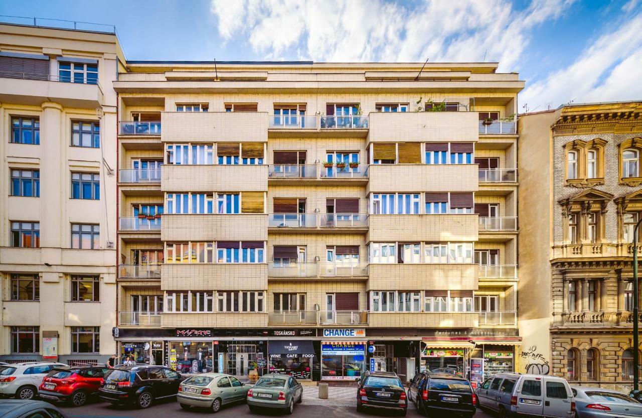 Michal&Michael'S Central Apartments Praha Bagian luar foto